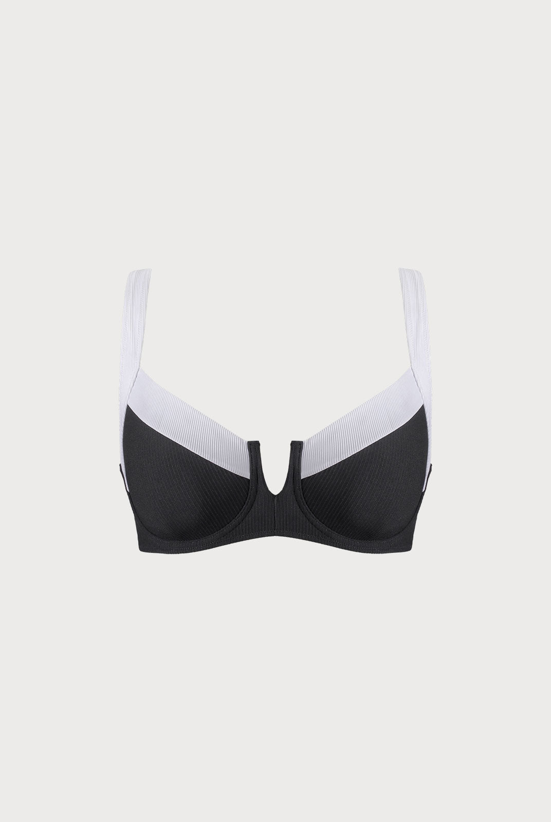 Contrast Trim Plus Size Bikini Top Sustainable Plus Size Bikinis - BERLOOK
