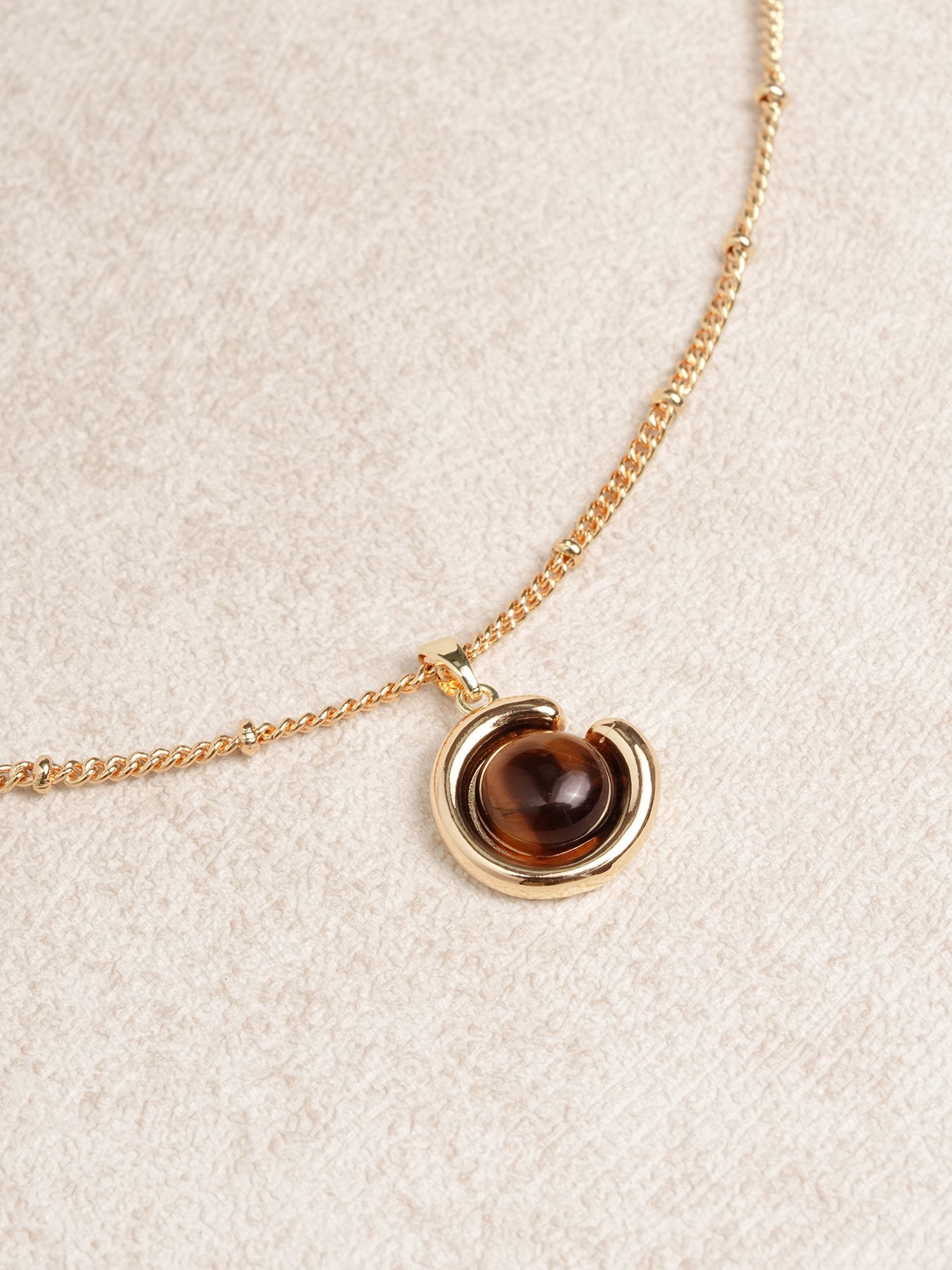 Ladies' Copper Tiger's Eye Pendant Necklace Sustainable Necklaces - BERLOOK