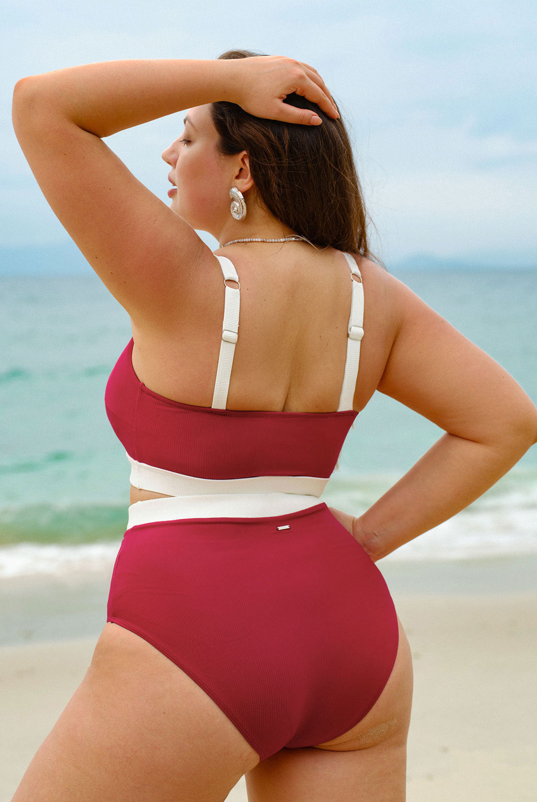女式针织尼龙混纺比基尼上衣 Sustainable Plus Size Bikinis - BERLOOK