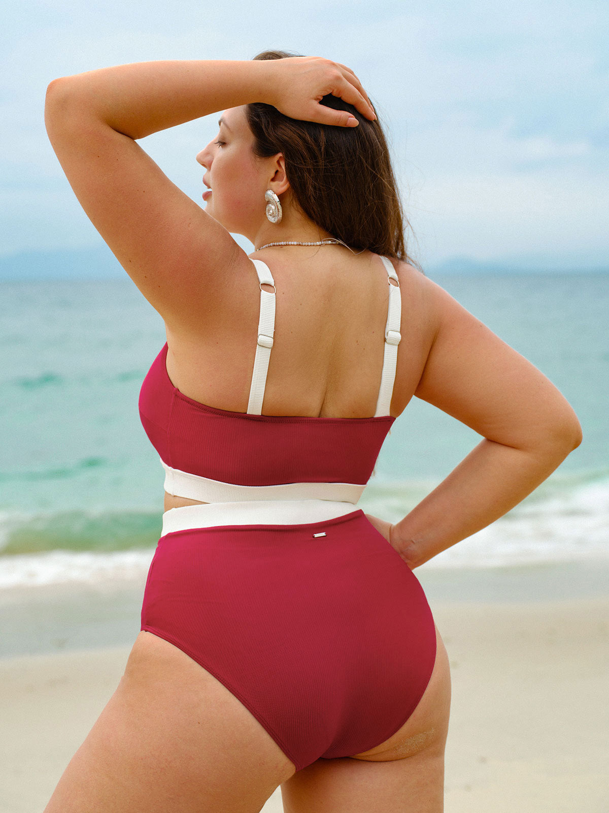 女式针织尼龙混纺比基尼上衣 Sustainable Plus Size Bikinis - BERLOOK