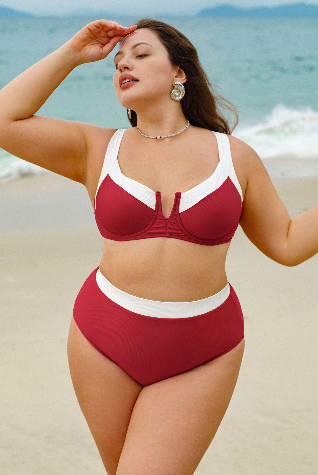 女式针织尼龙混纺比基尼上衣 Sustainable Plus Size Bikinis - BERLOOK