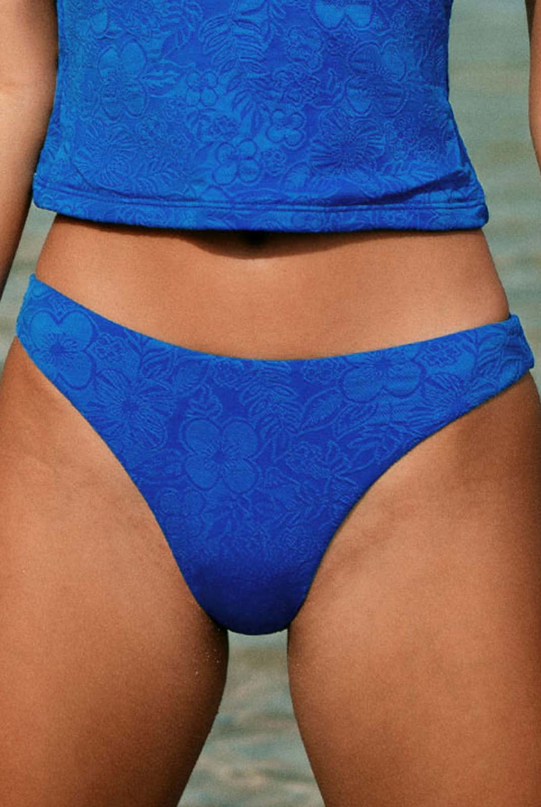 Women Knitted Nylon Bikini bottoms Sustainable Bikinis - BERLOOK