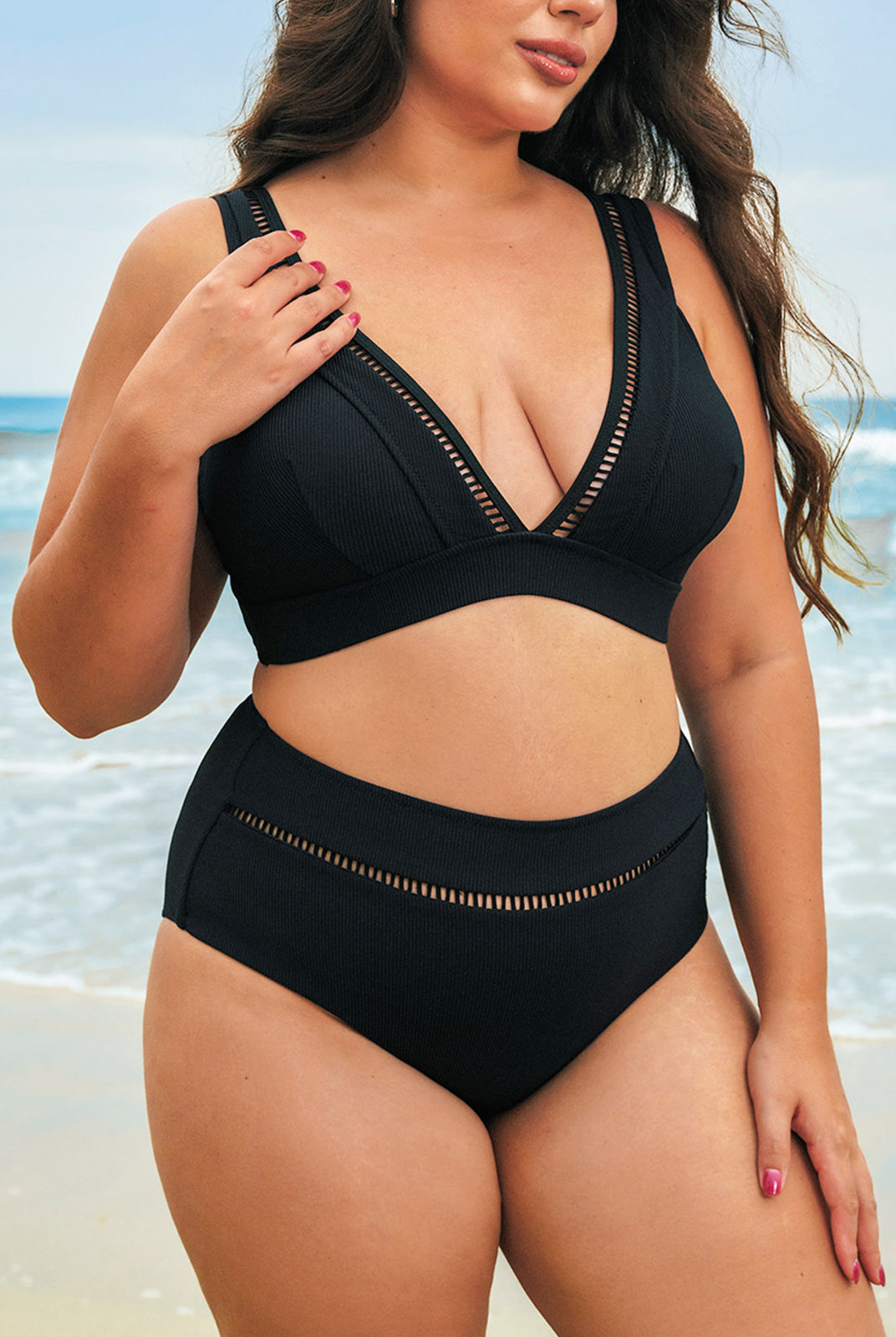 Women Knitted Nylon blended Bikini Tops Sustainable Plus Size Bikinis - BERLOOK