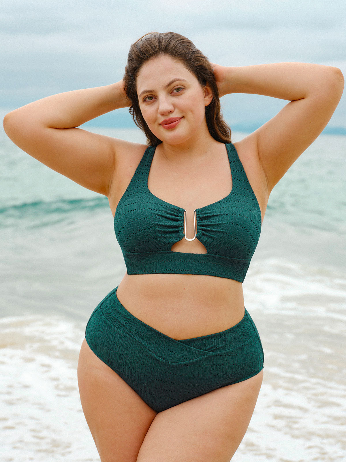 Women Knitted Nylon blended Bikini Tops Sustainable Plus Size Bikinis - BERLOOK