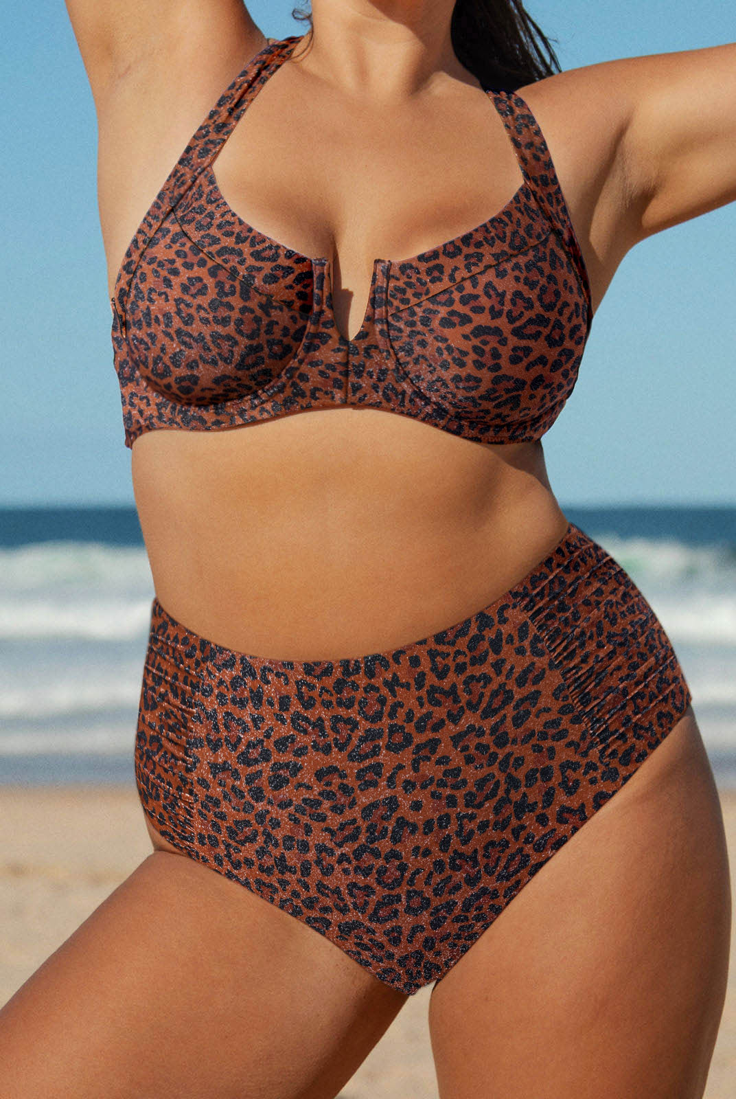 Women Knitted Nylon blended Bikini Tops Sustainable Plus Size Bikinis - BERLOOK