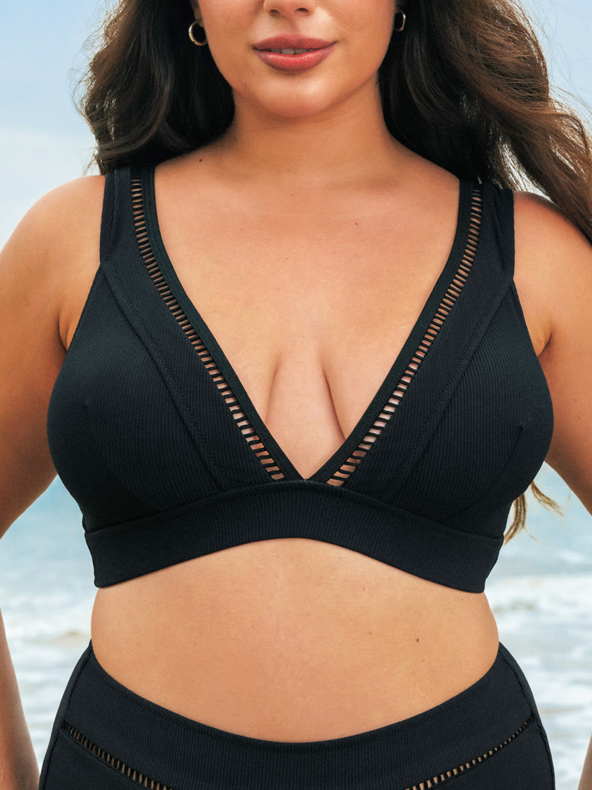 Women Knitted Nylon blended Bikini Tops Sustainable Plus Size Bikinis - BERLOOK
