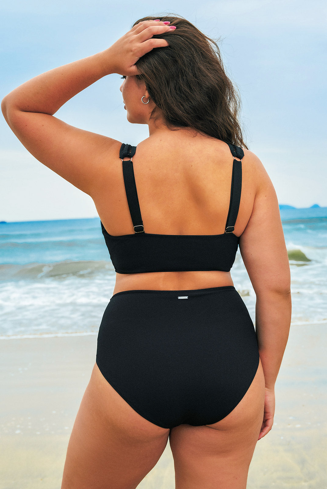 Women Knitted Nylon blended Bikini Tops Sustainable Plus Size Bikinis - BERLOOK