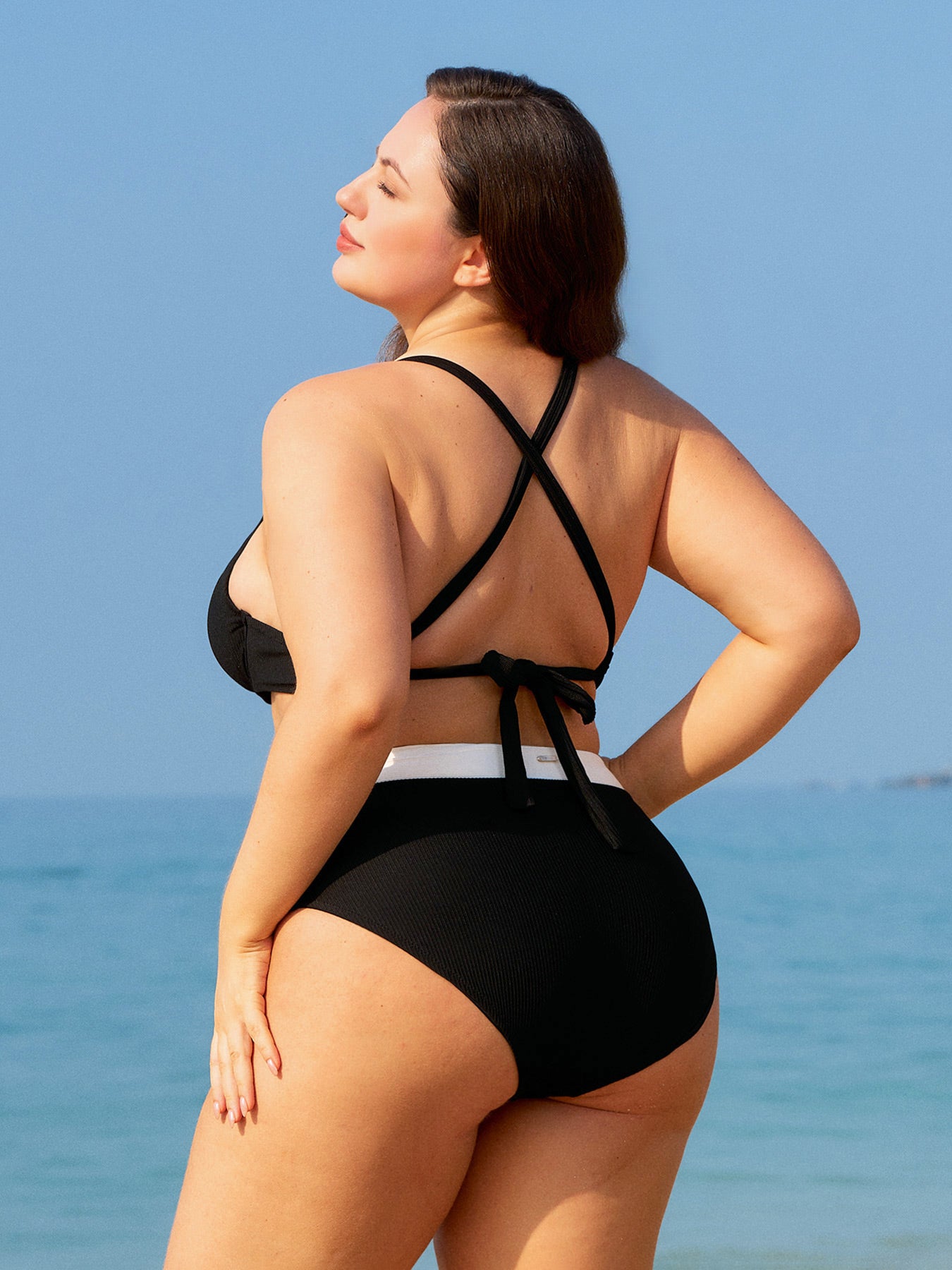 Women Knitted Nylon blended Bikini Tops Sustainable Plus Size Bikinis - BERLOOK