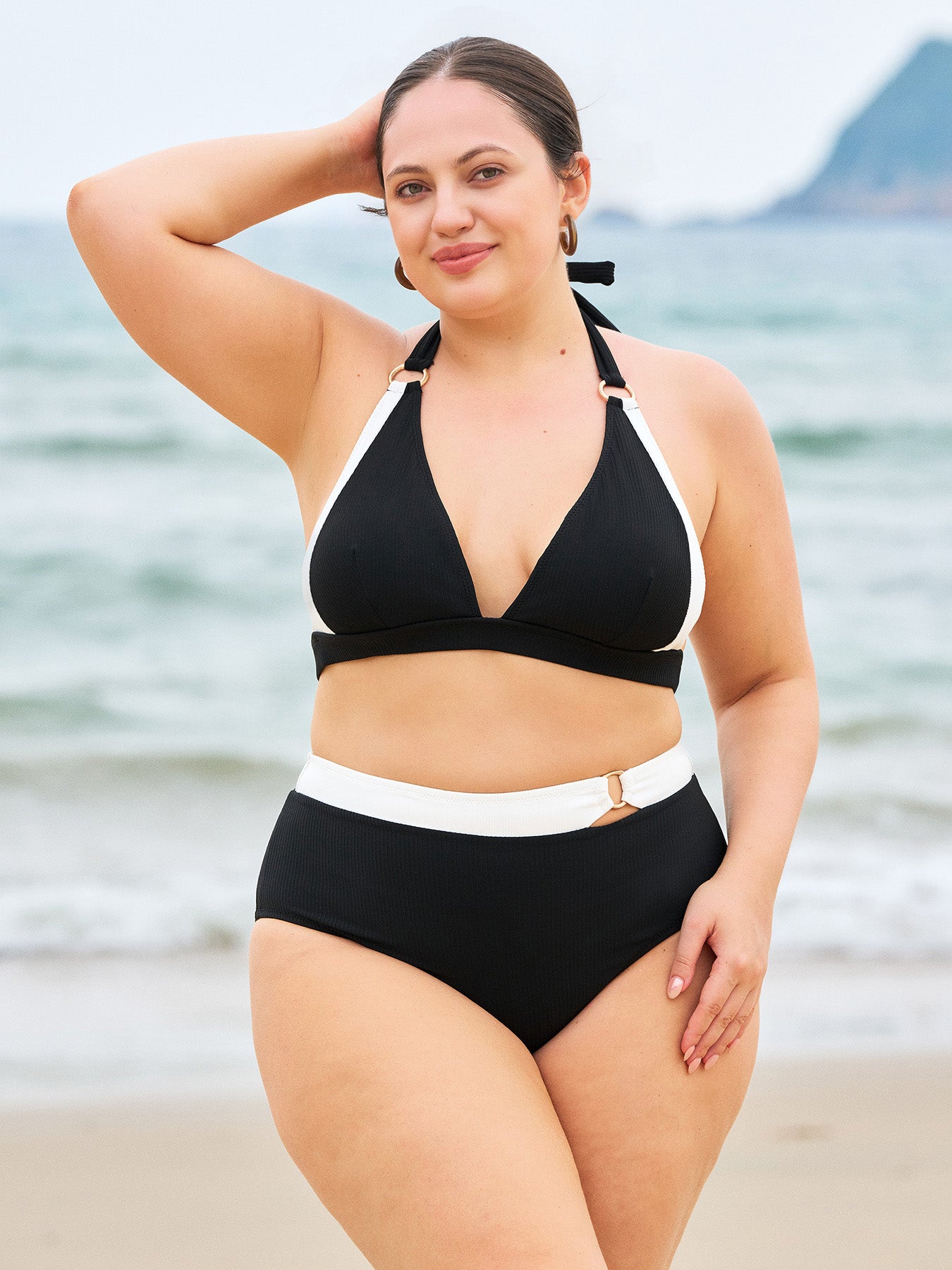 Women Knitted Nylon blended Bikini Tops Sustainable Plus Size Tankinis - BERLOOK