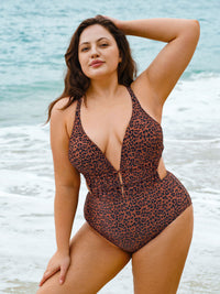 Women Knitted Nylon blended One Pieces Swimwear Sustainable Plus Size One-Pieces - BERLOOK