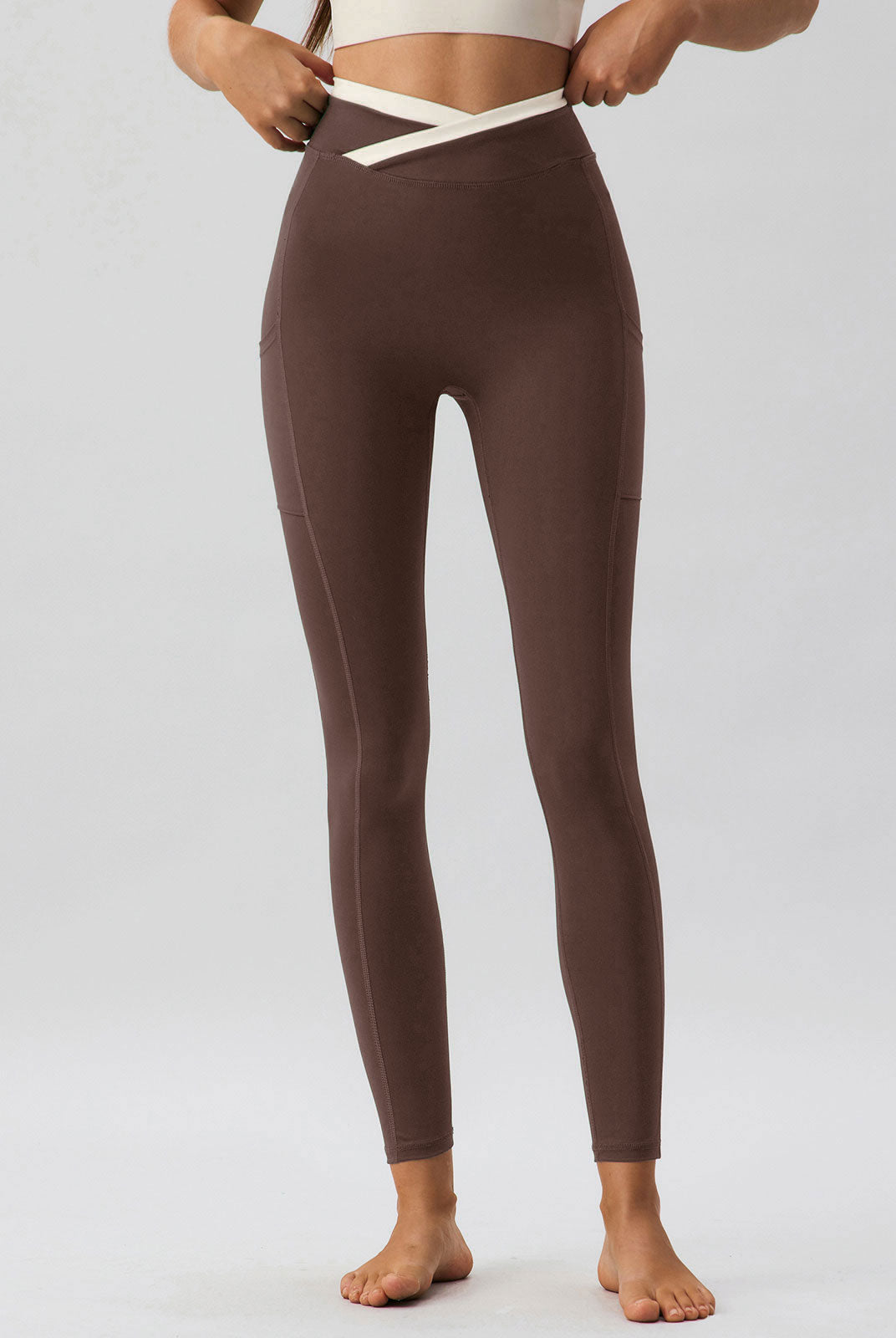 Women Knitted Nylon blended Yoga Leggings Coffee Sustainable Yoga Bottoms - BERLOOK