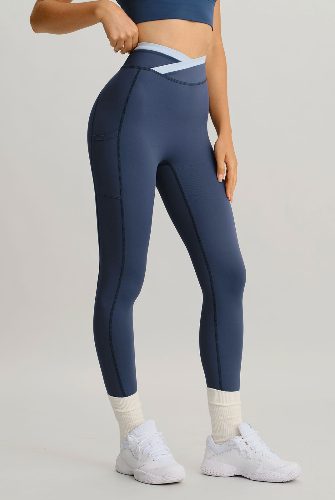 Women Knitted Nylon blended Yoga Leggings Sustainable Yoga Bottoms - BERLOOK