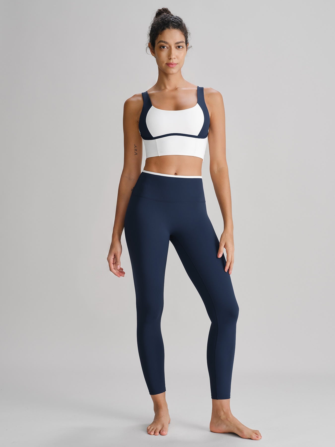 Women Knitted Nylon Spandex Yoga Camis Sustainable Yoga Tops - BERLOOK