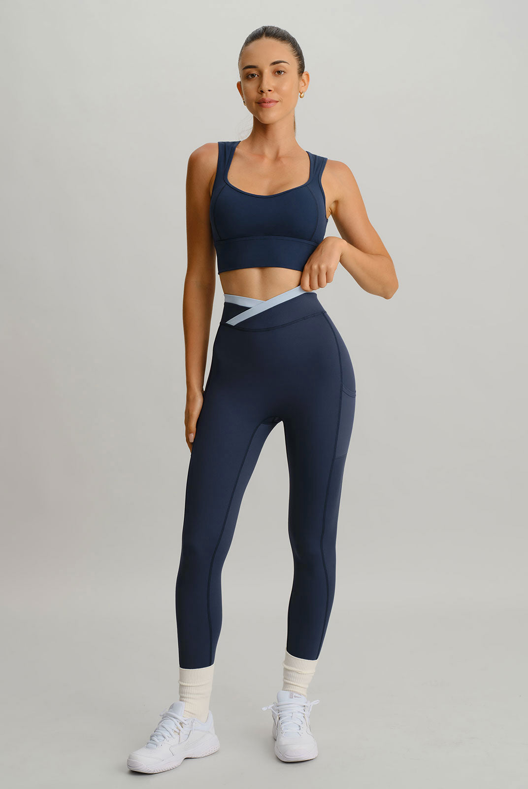 Women Knitted Nylon Sports Bras Sustainable Yoga Tops - BERLOOK