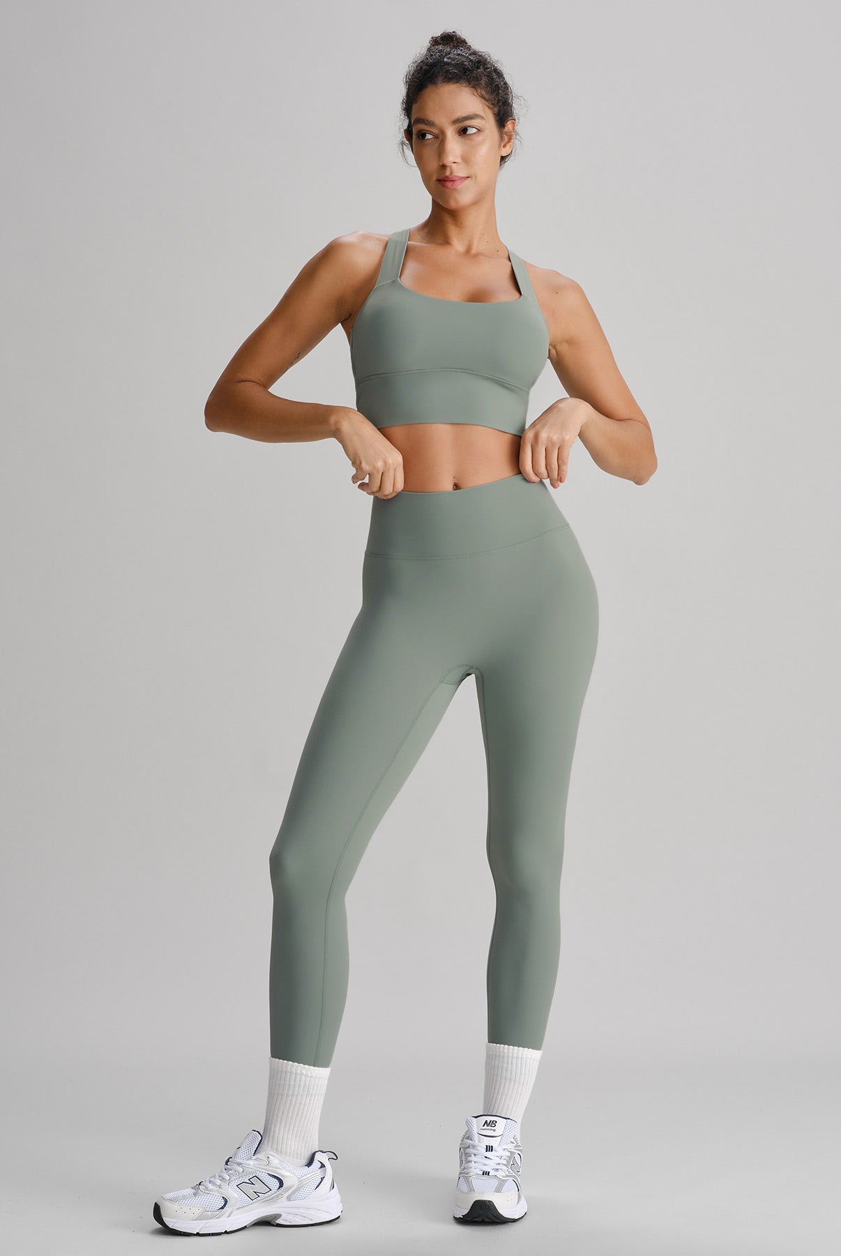 Women Knitted Nylon Yoga Leggings Sustainable Yoga Bottoms - BERLOOK