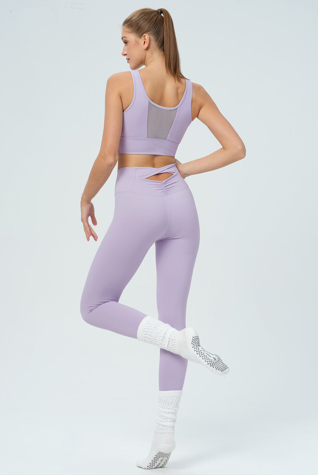 Women Knitted Nylon Yoga Leggings Sustainable Yoga Bottoms - BERLOOK