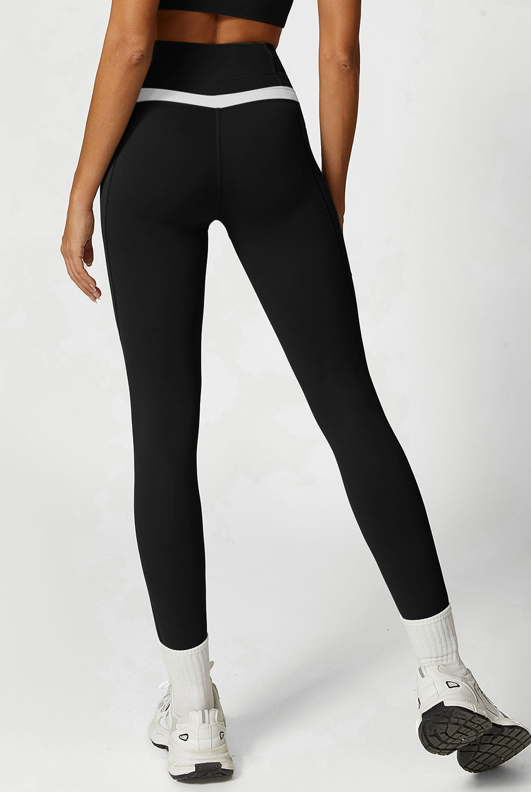Women Knitted Nylon Yoga Leggings Sustainable Yoga Bottoms - BERLOOK