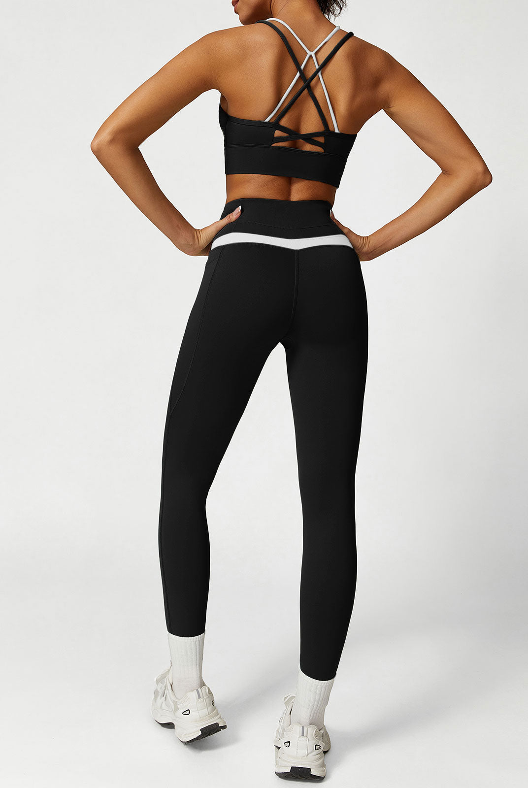 Women Knitted Nylon Yoga Leggings Sustainable Yoga Bottoms - BERLOOK