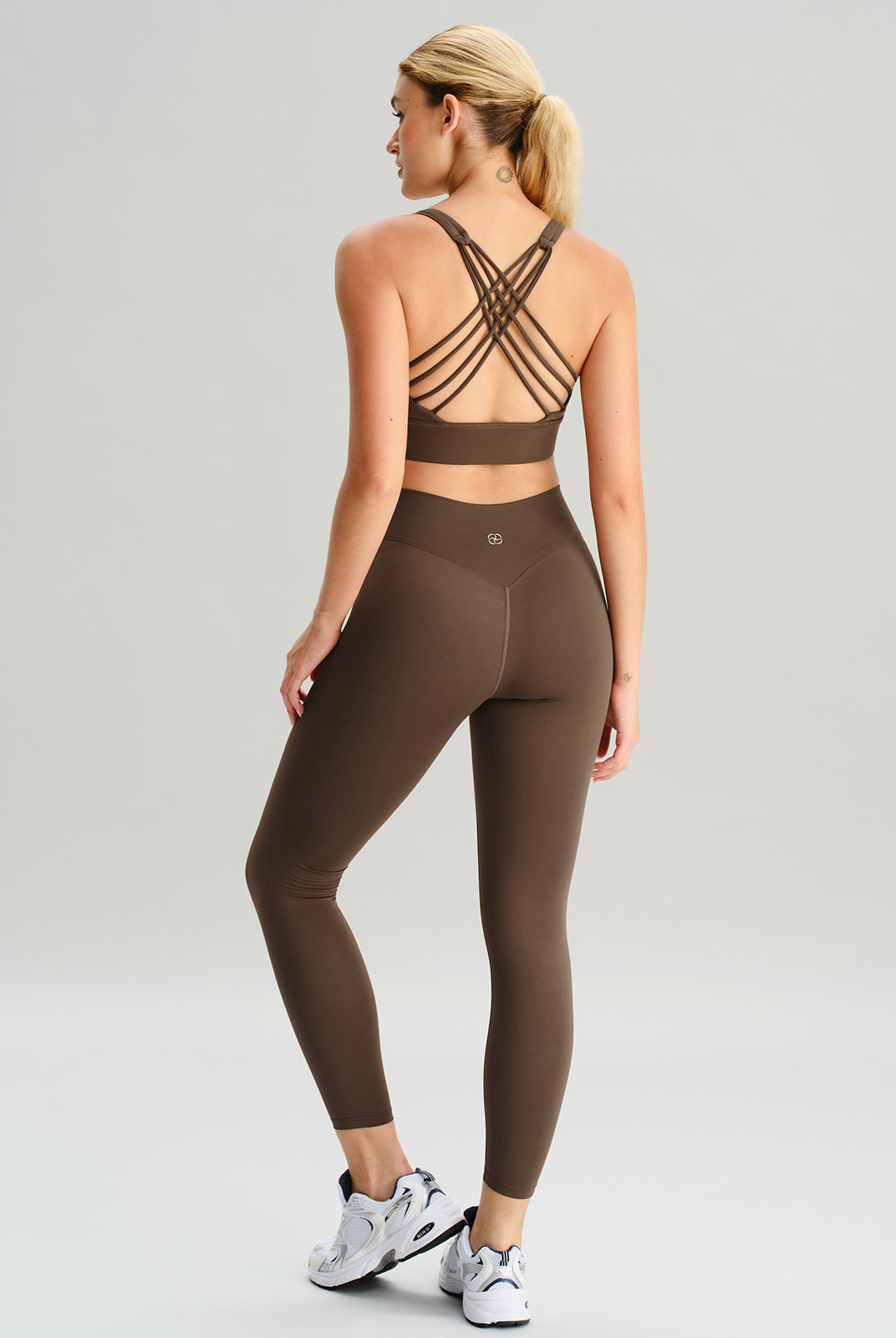 Women Knitted Nylon Yoga Leggings Sustainable Yoga Bottoms - BERLOOK