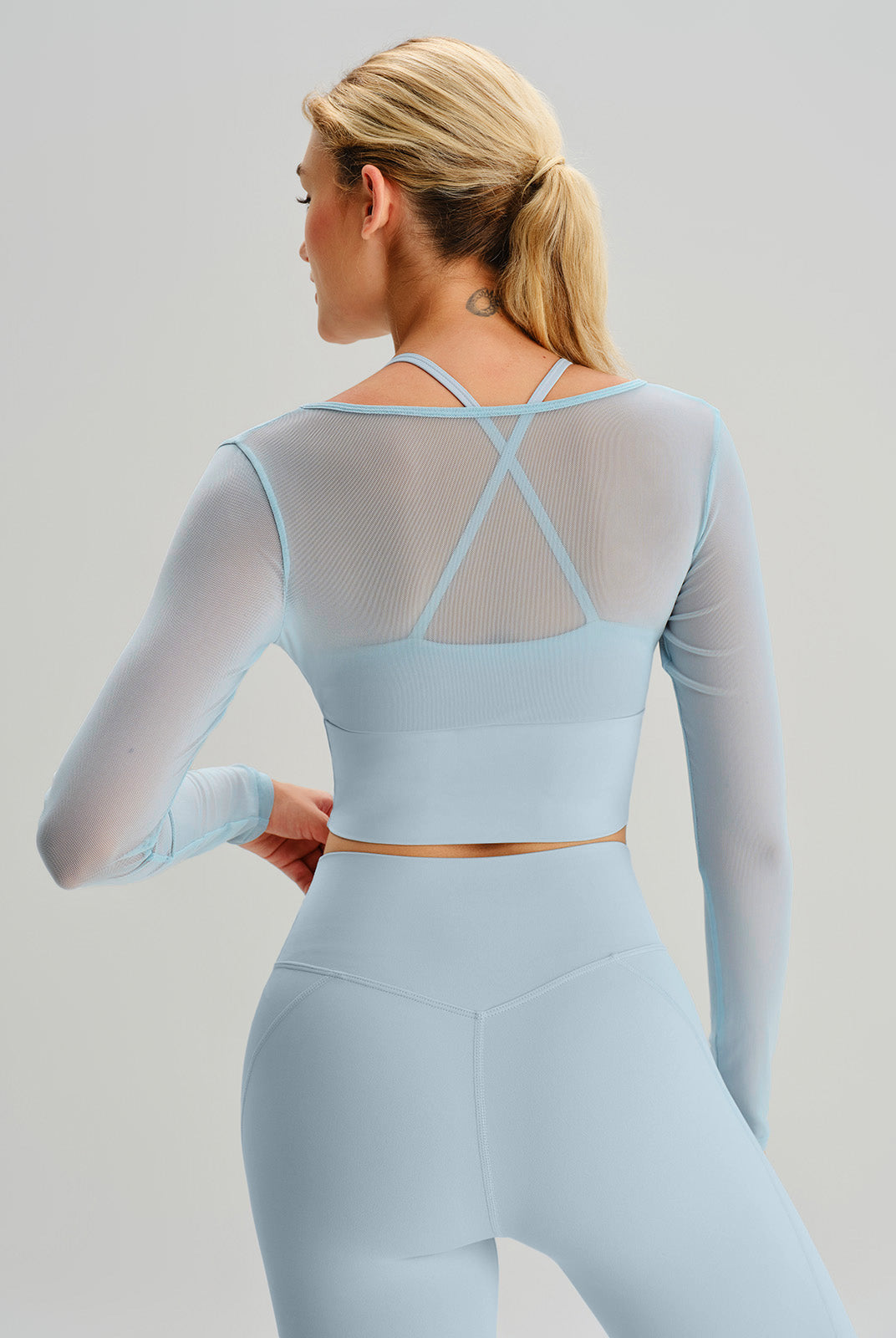 Women Knitted Nylon Yoga Long Sleeve Tops Sustainable Yoga Tops - BERLOOK