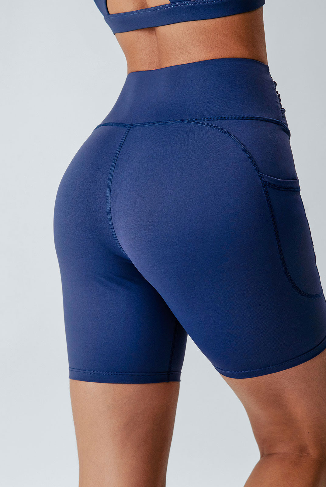 Women Knitted Nylon Yoga Shorts Sustainable Yoga Bottoms - BERLOOK