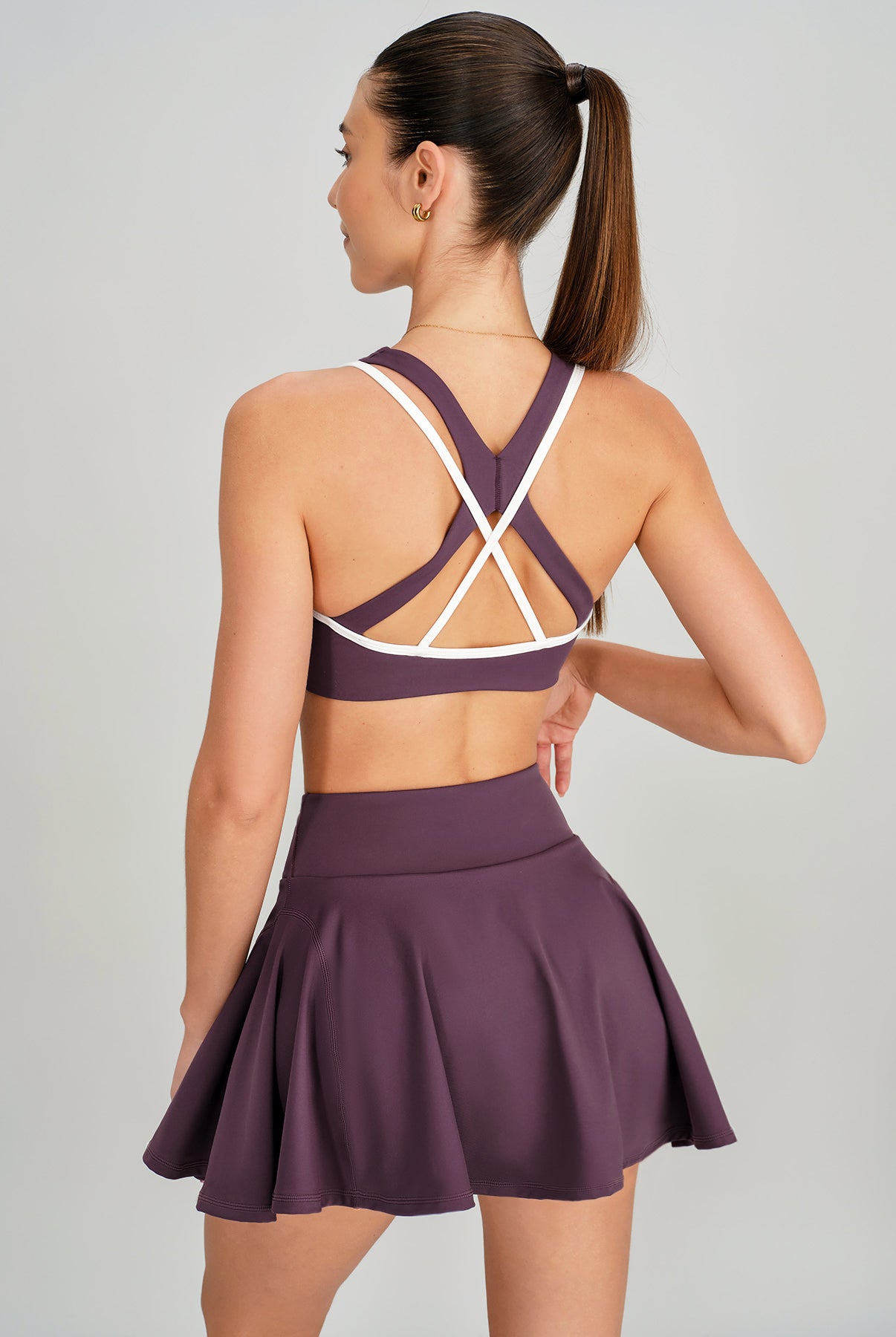 Women Knitted Nylon Yoga Sports Bras Sustainable Yoga Tops - BERLOOK