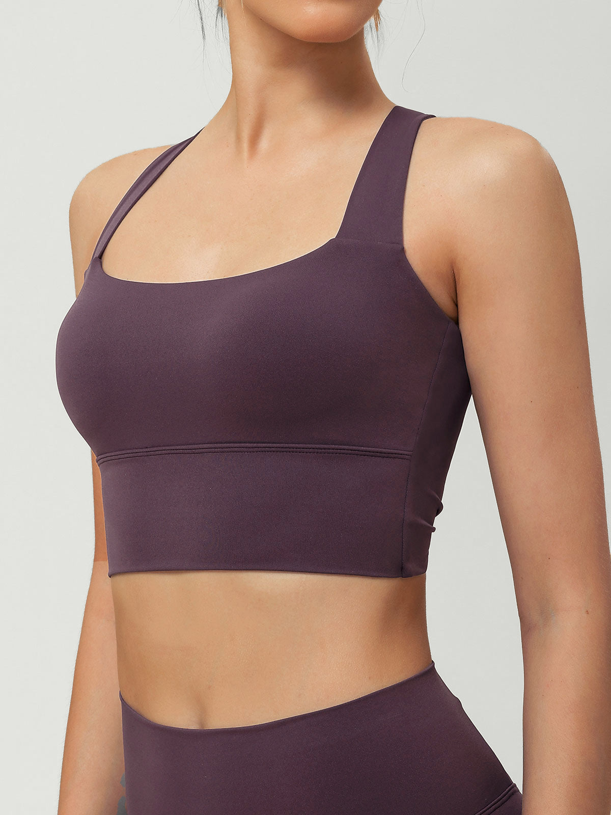 Women Knitted Nylon Yoga Sports Bras Sustainable Yoga Tops - BERLOOK