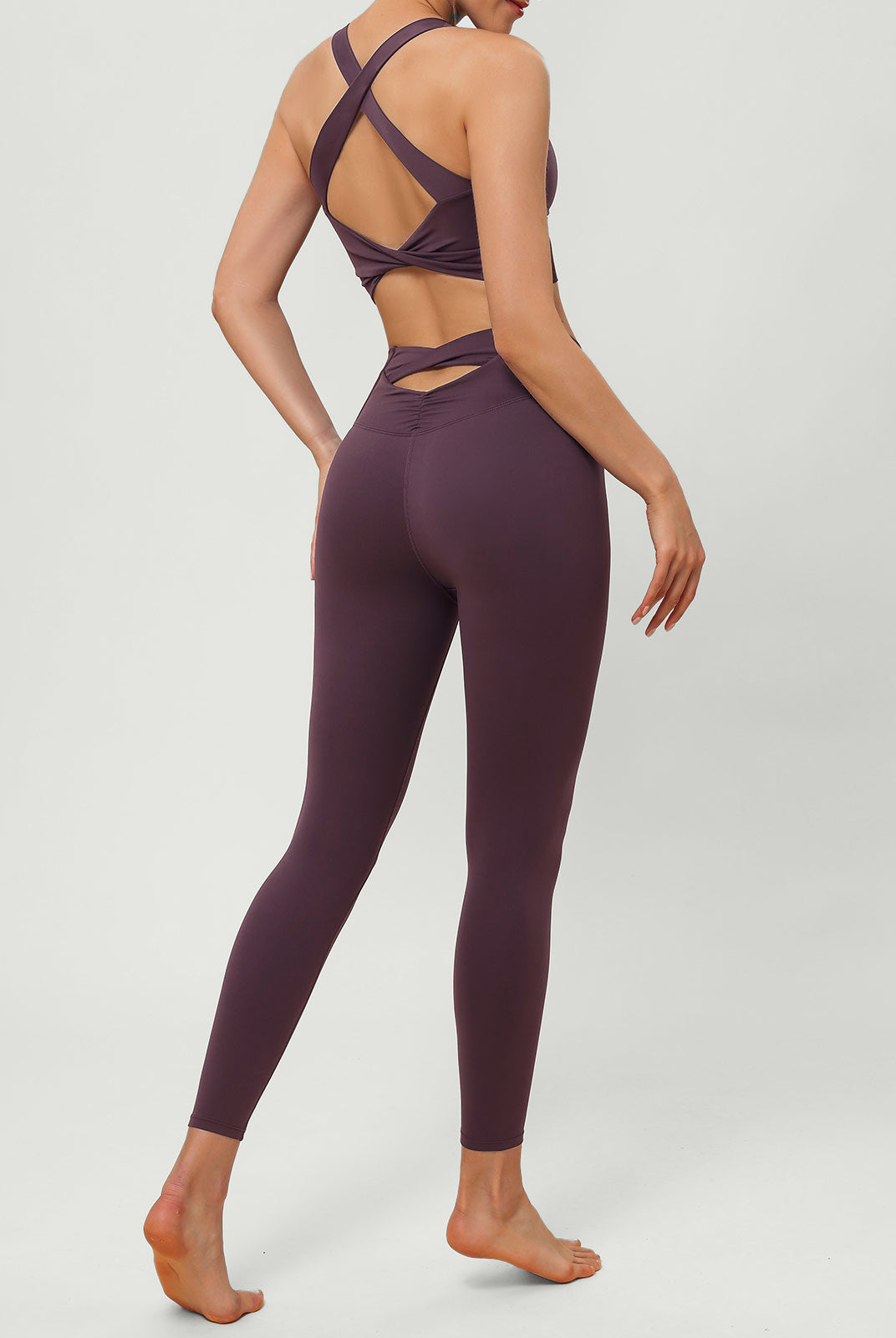 Women Knitted Nylon Yoga Sports Bras Sustainable Yoga Tops - BERLOOK