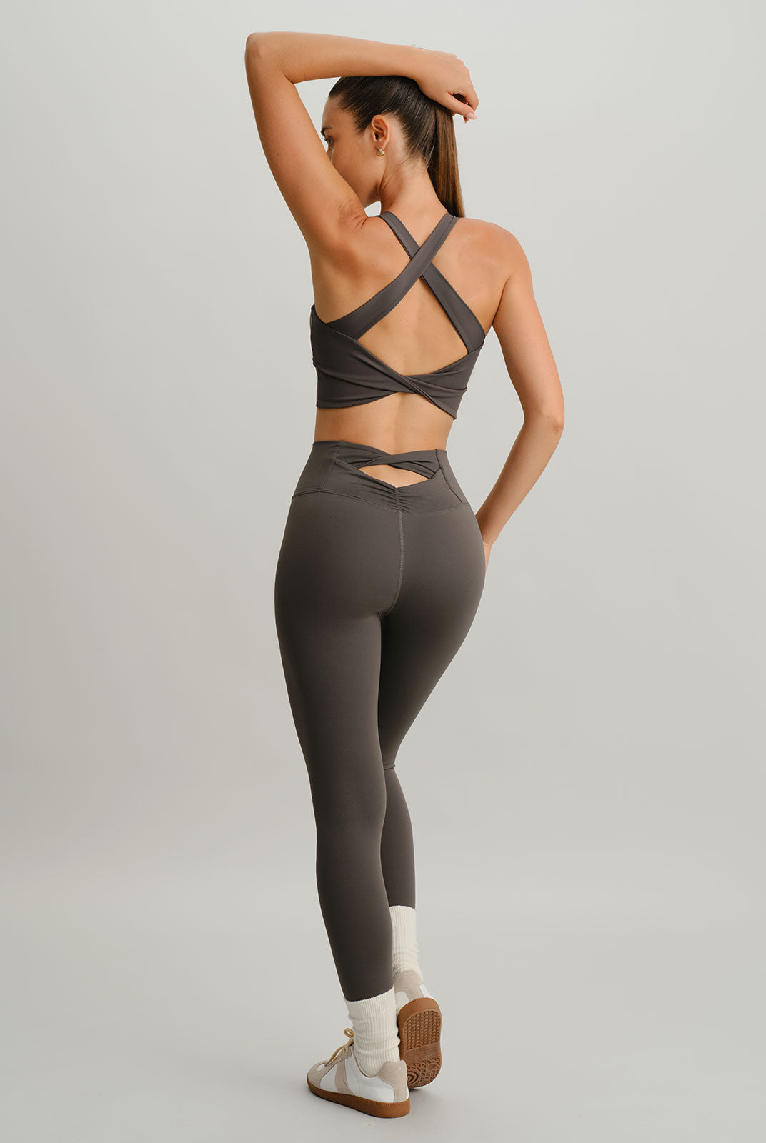 Women Knitted Nylon Yoga Sports Bras Sustainable Yoga Tops - BERLOOK