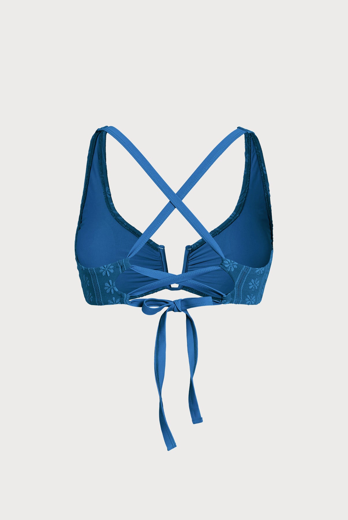 Women Knitted Polyester Bikini Tops Sustainable Plus Size Bikinis - BERLOOK