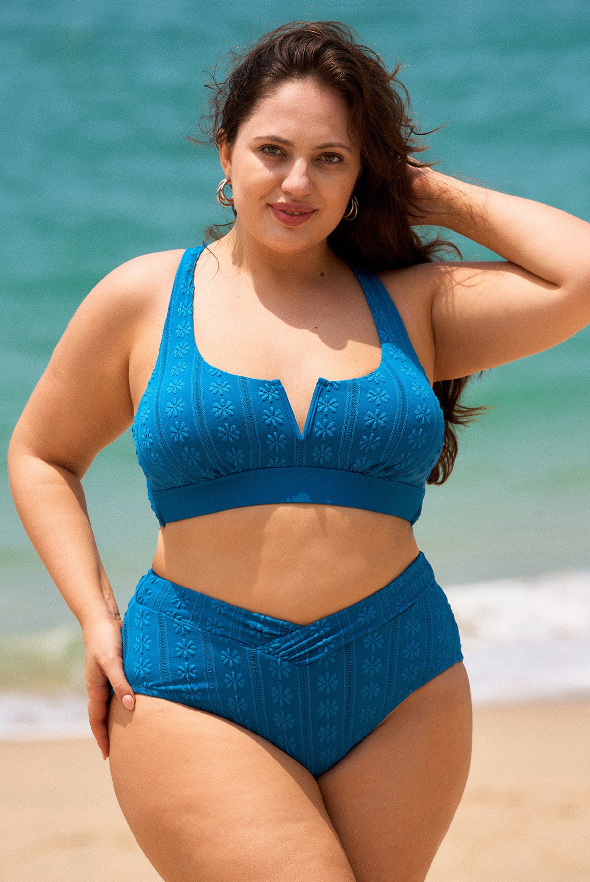 Women Knitted Polyester Bikini Tops Sustainable Plus Size Bikinis - BERLOOK