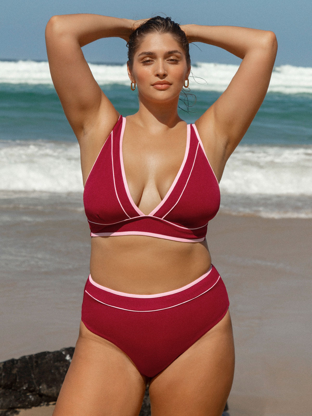Women Knitted Polyester Bikini Tops Sustainable Plus Size One-Pieces - BERLOOK