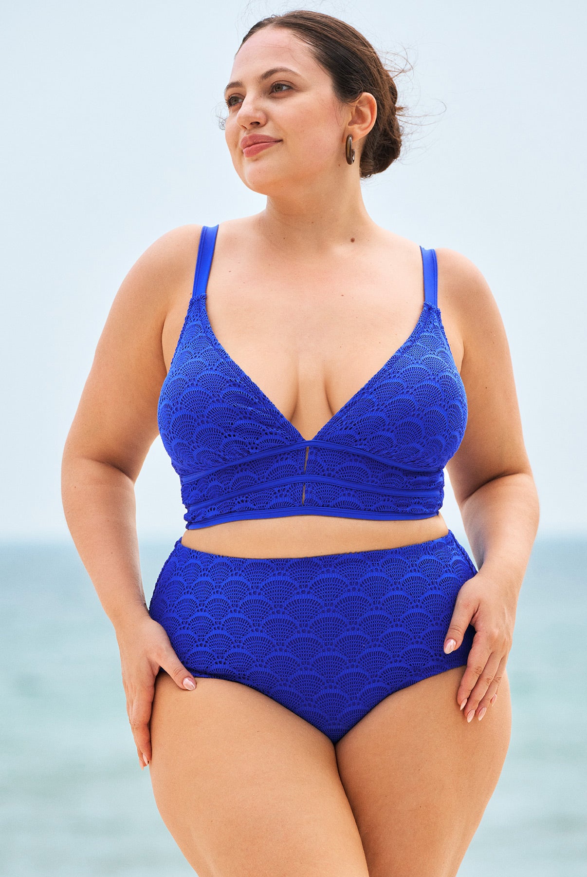 Women Knitted Polyester Bikini Tops Sustainable Plus Size Tankinis - BERLOOK
