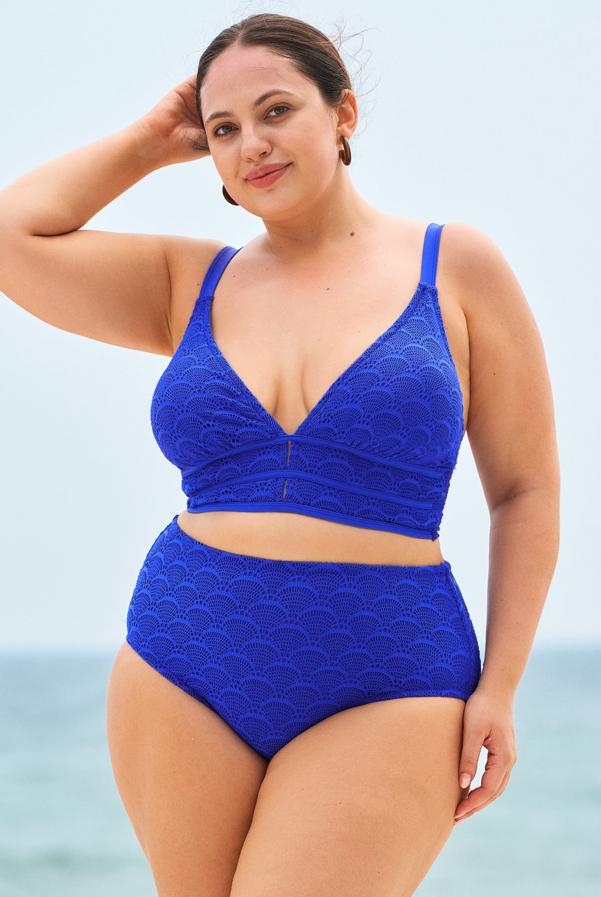 Women Knitted Polyester Bikini Tops Sustainable Plus Size Tankinis - BERLOOK
