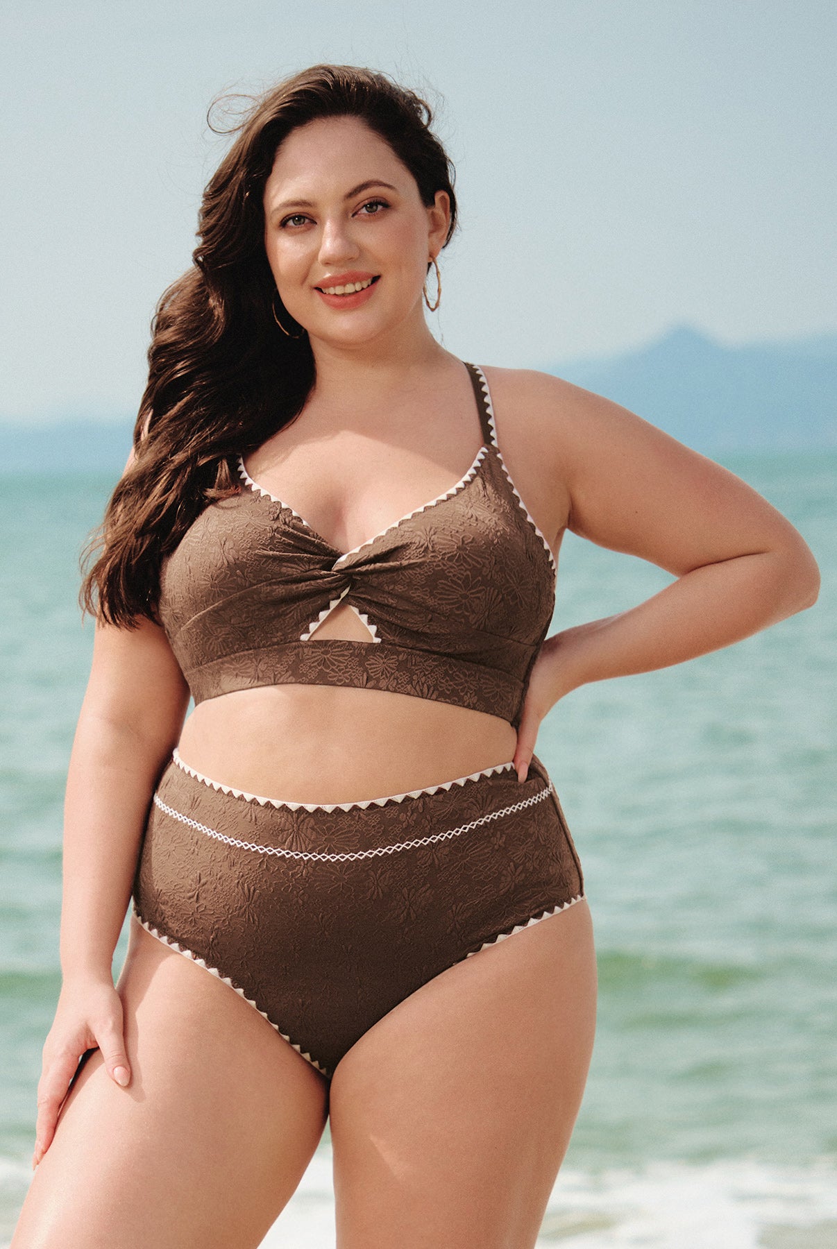 Women Knitted Polyester Blended Bikini Bottoms Sustainable Plus Size Bikinis - BERLOOK