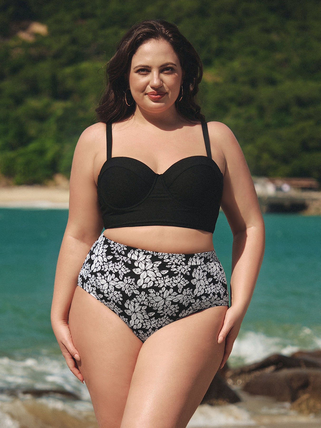 Women Knitted Polyester Blended Bikini Bottoms Sustainable Plus Size Bikinis - BERLOOK