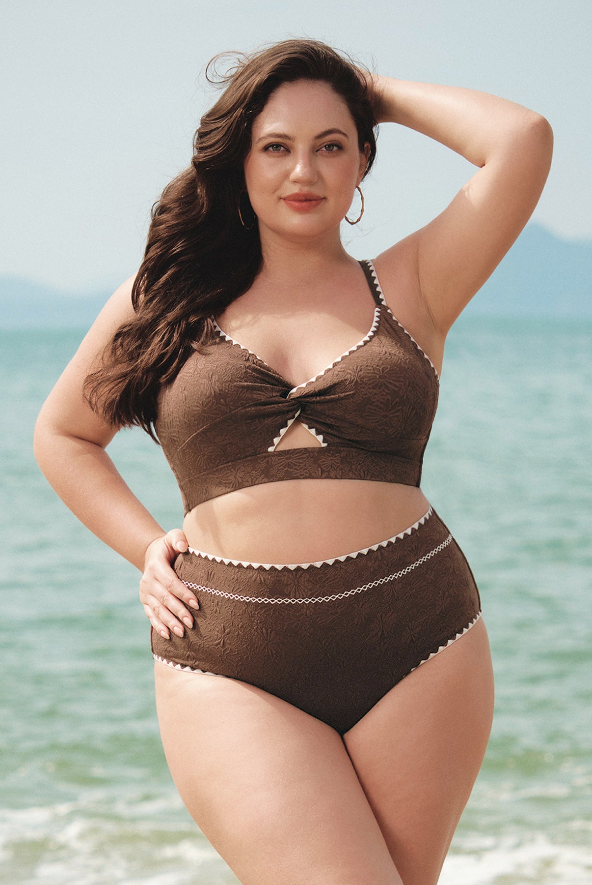 Women Knitted Polyester Blended Bikini Tops Sustainable Plus Size Bikinis - BERLOOK