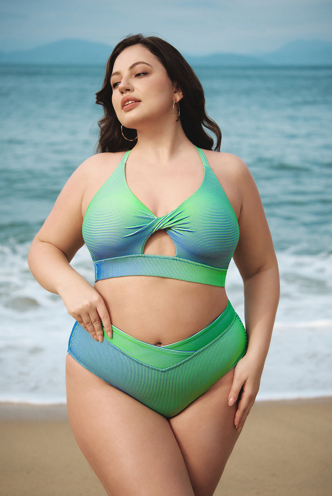 Women Knitted Polyester Blended Bikini Tops Sustainable Plus Size Bikinis - BERLOOK