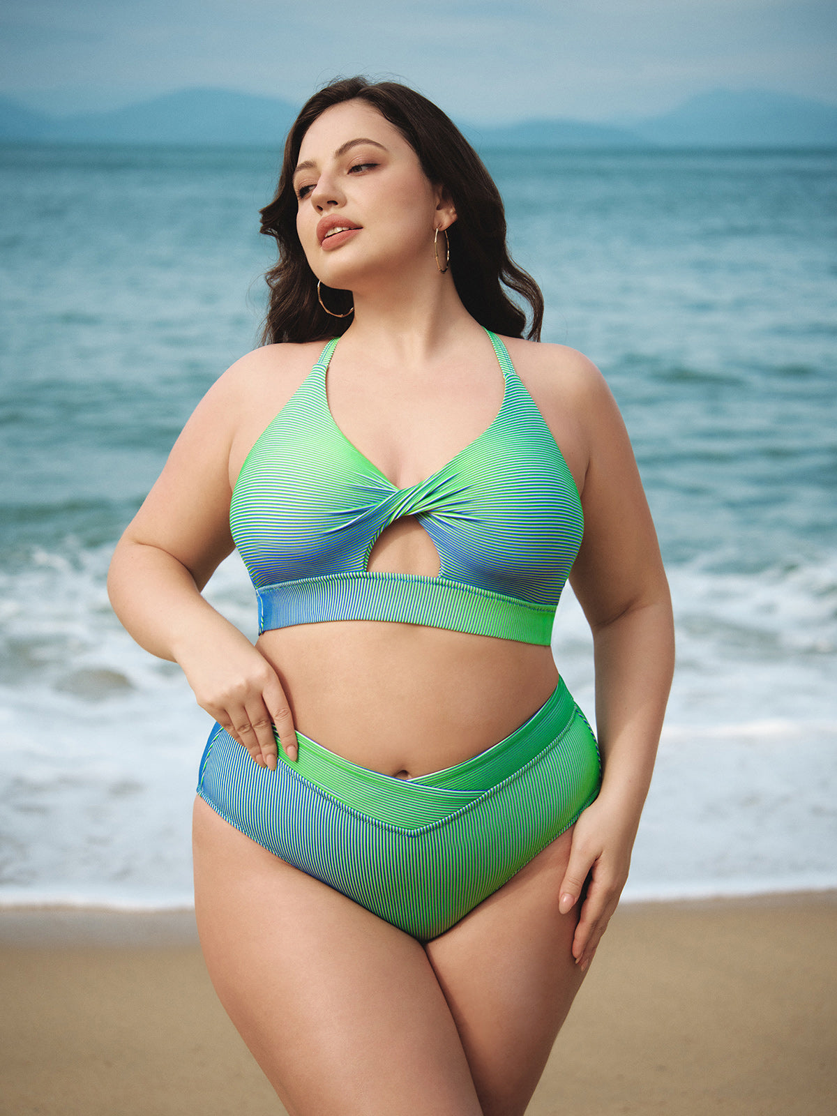 Women Knitted Polyester Blended Bikini Tops Sustainable Plus Size Bikinis - BERLOOK