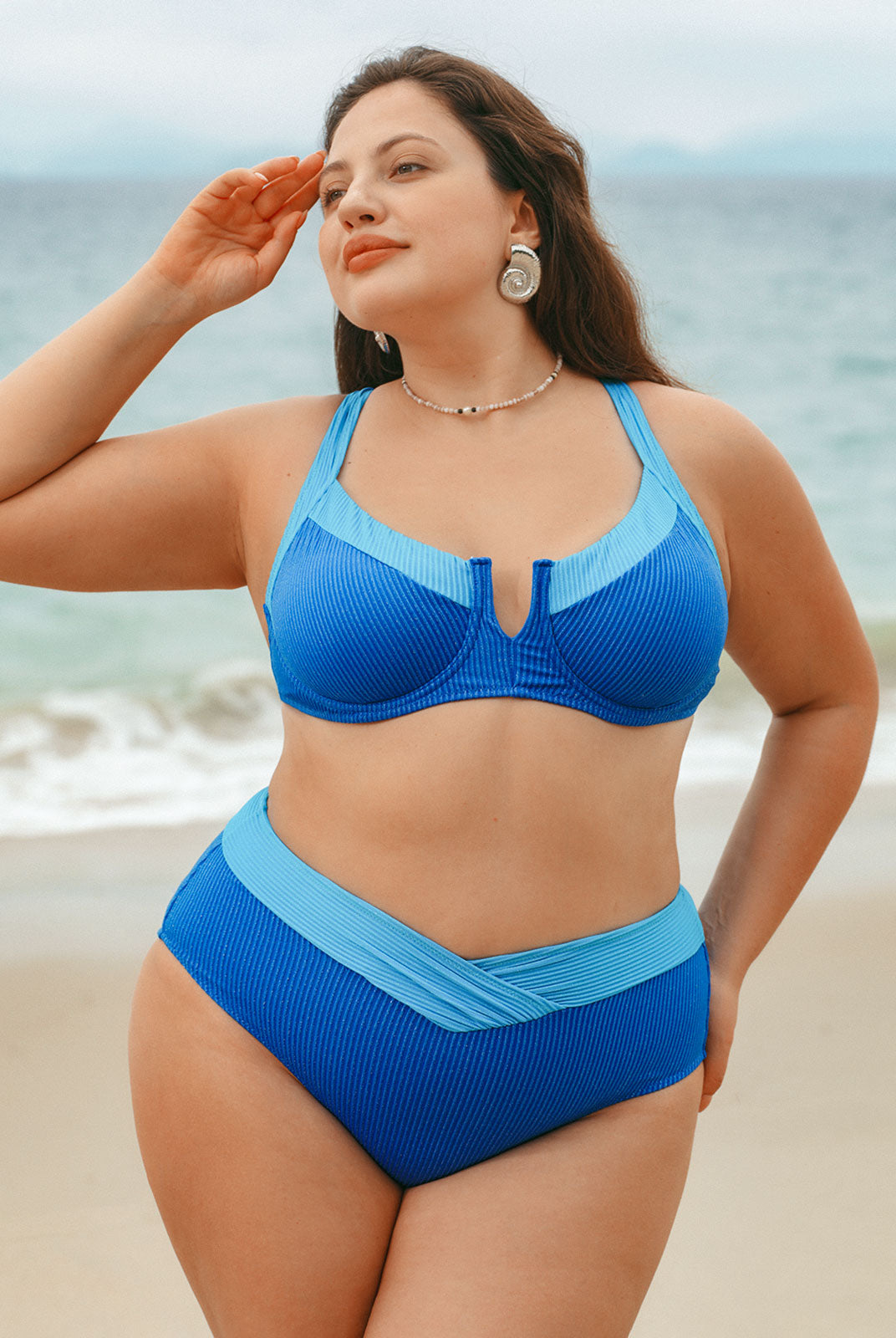 Women Knitted Polyester Blended Bikini Tops Sustainable Plus Size Bikinis - BERLOOK