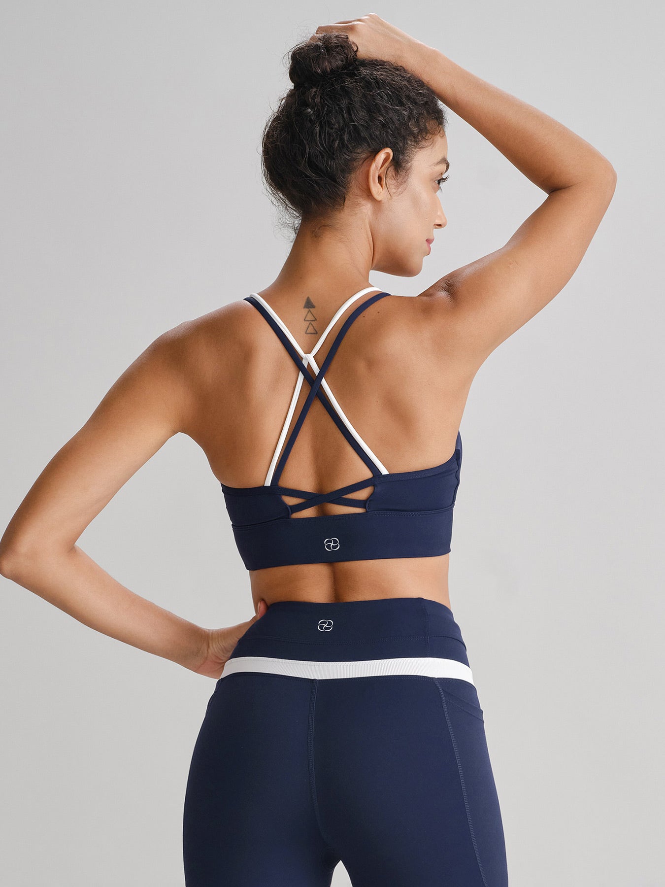 Women'S Knitted Nylon Sports Bra Sustainable Yoga Tops - BERLOOK