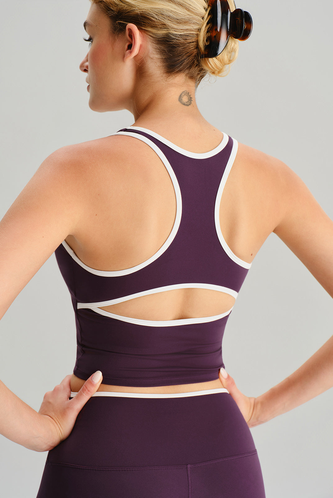 Women'S Knitted Nylon Yoga Tank Tops Sustainable Yoga Tops - BERLOOK