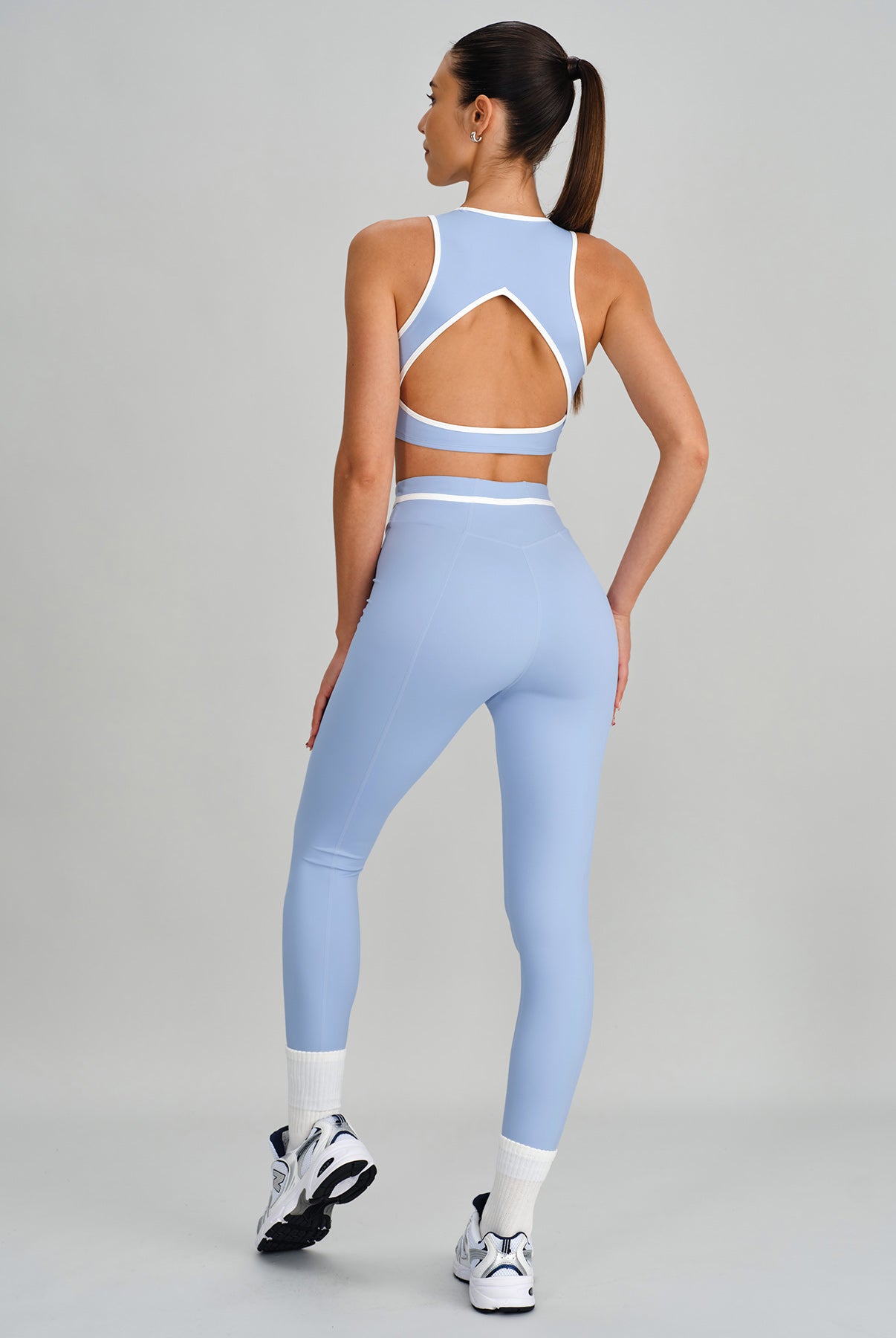 Women's Knitted Nylon Athletic Leggings Sustainable Yoga Bottoms - BERLOOK