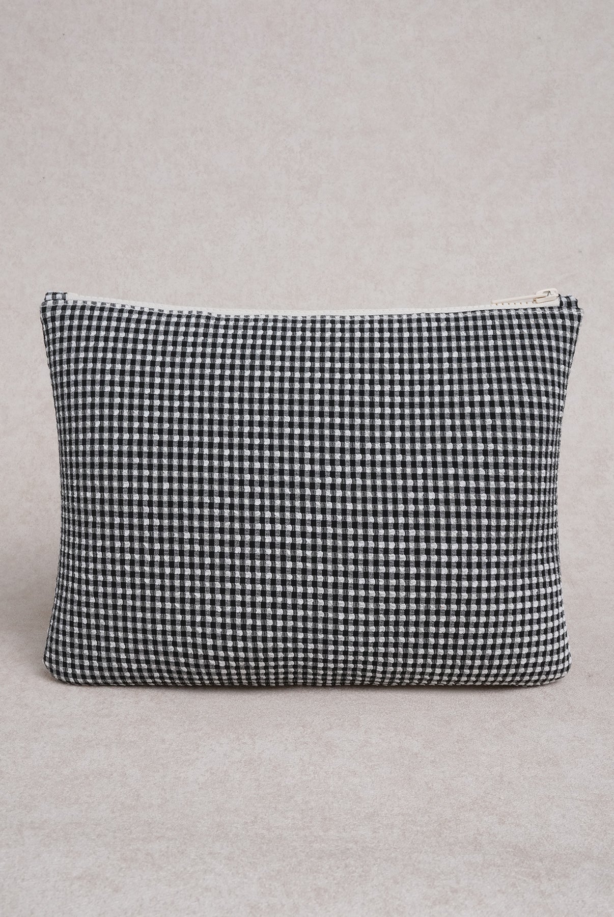 Women's Knitted Nylon Bags Black Sustainable Bags - BERLOOK