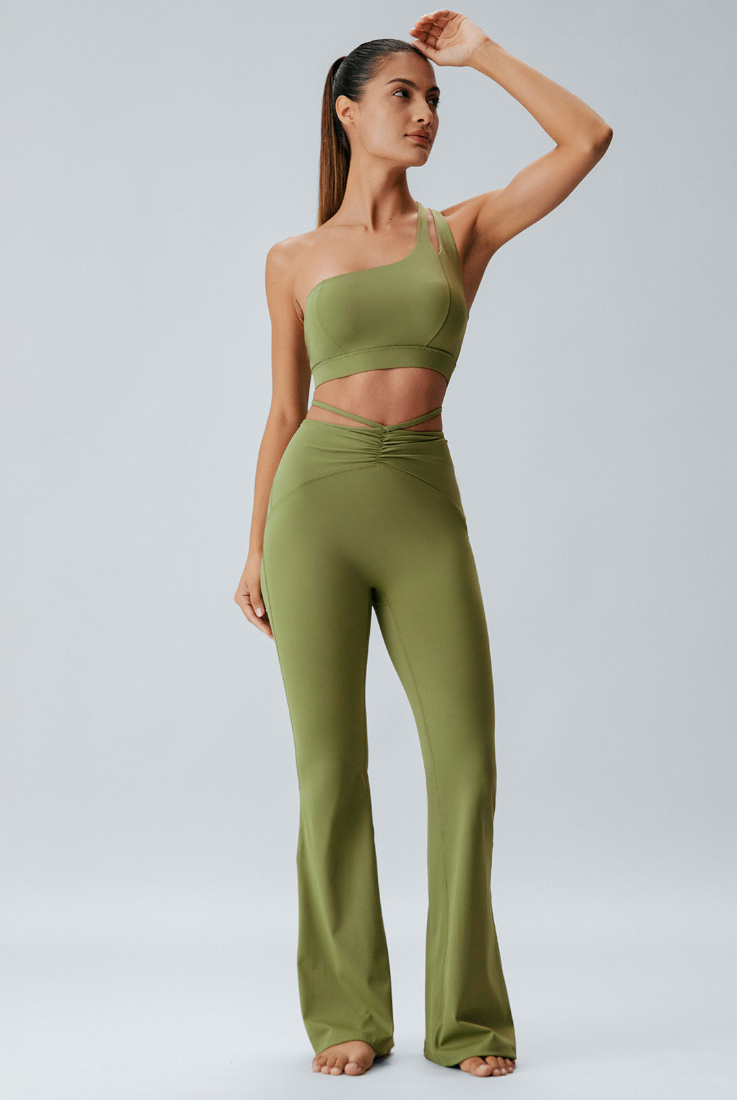 Women's Knitted Nylon Flare Yoga Leggings Sustainable Yoga Bottoms - BERLOOK