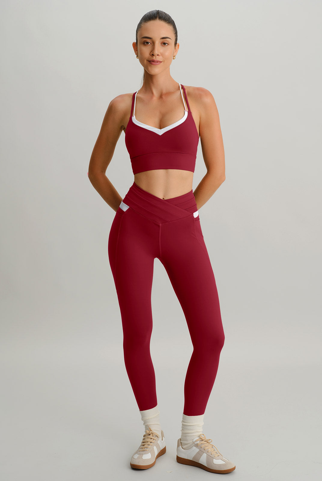 Women's Knitted Nylon Leggings Sustainable Yoga Bottoms - BERLOOK