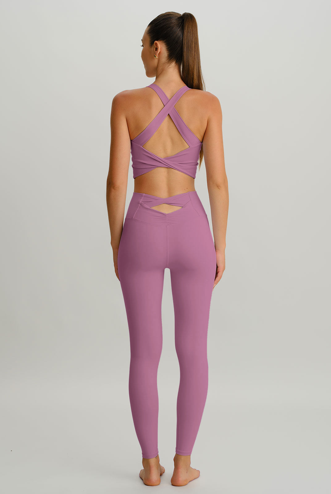 Women's Knitted Nylon Leggings Sustainable Yoga Bottoms - BERLOOK
