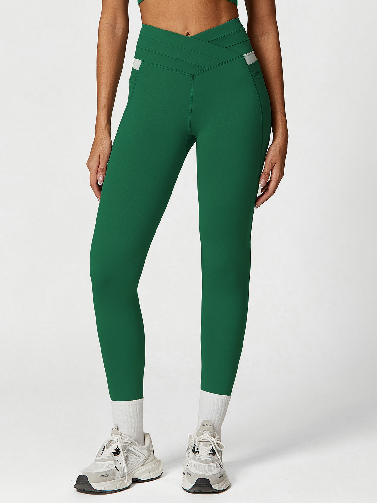 Women's Knitted Nylon Leggings Sustainable Yoga Bottoms - BERLOOK