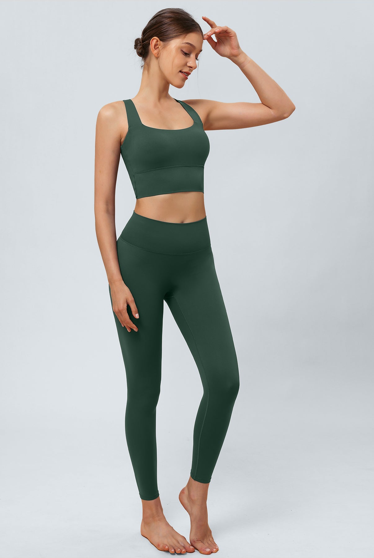 Women's Knitted Nylon Leggings Sustainable Yoga Bottoms - BERLOOK