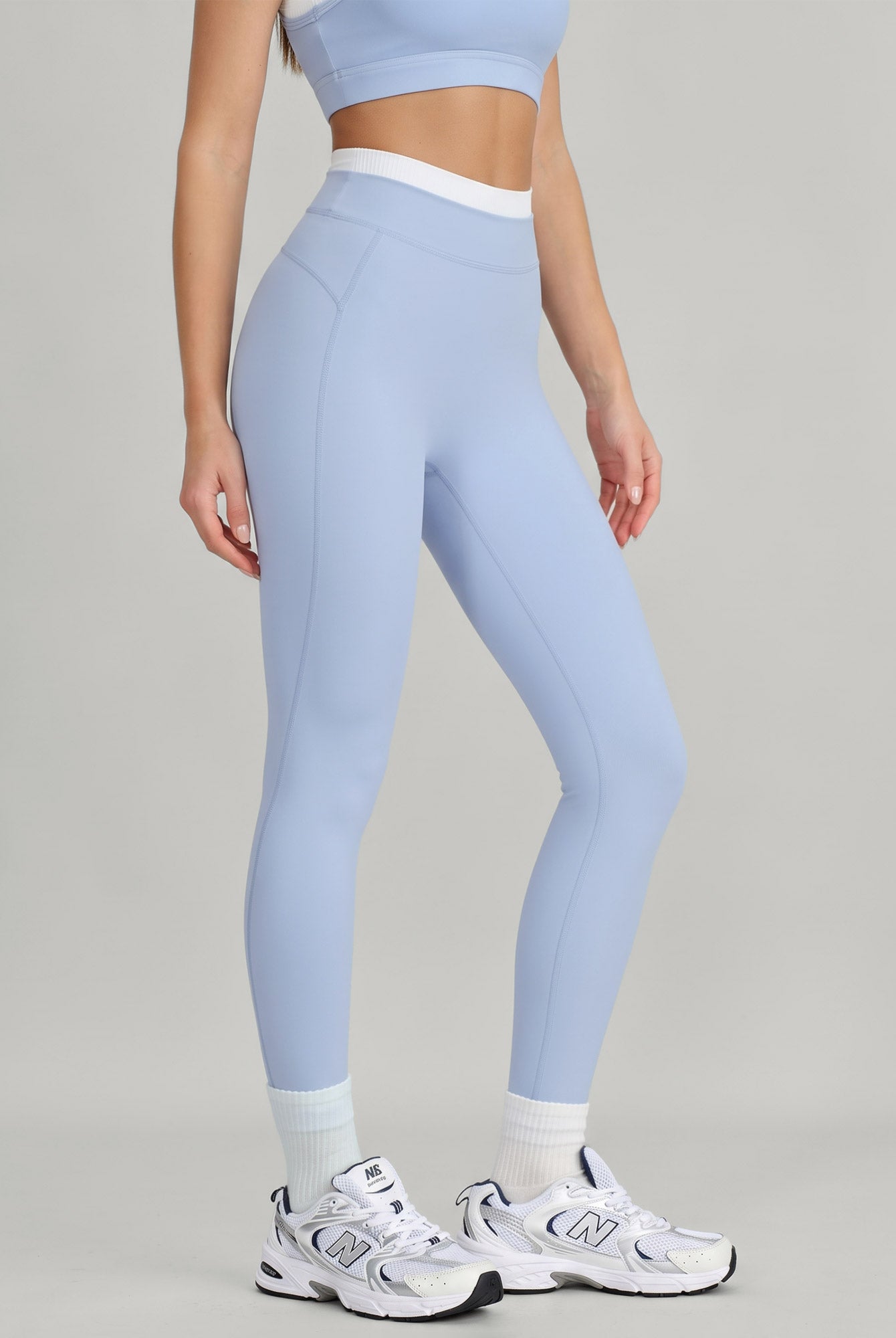 Women's Knitted Nylon Leggings Sustainable Yoga Bottoms - BERLOOK